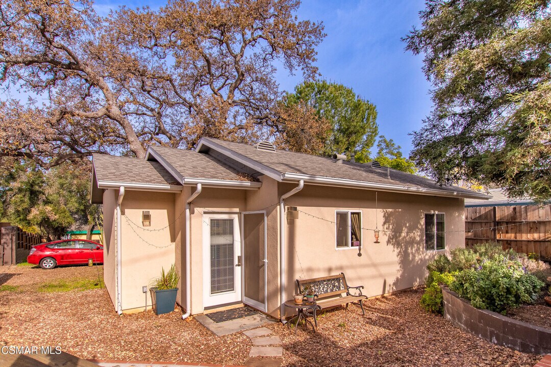 1226 Aster St in Simi Valley, CA - Building Photo