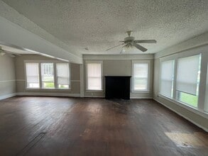 402 Sayles Blvd in Abilene, TX - Building Photo - Building Photo