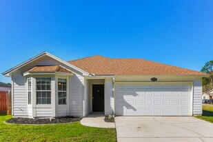 1821 Sheraton Lakes Cir in Middleburg, FL - Building Photo