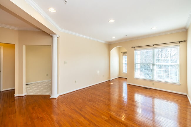 145 Madison Way in Downingtown, PA - Building Photo - Building Photo