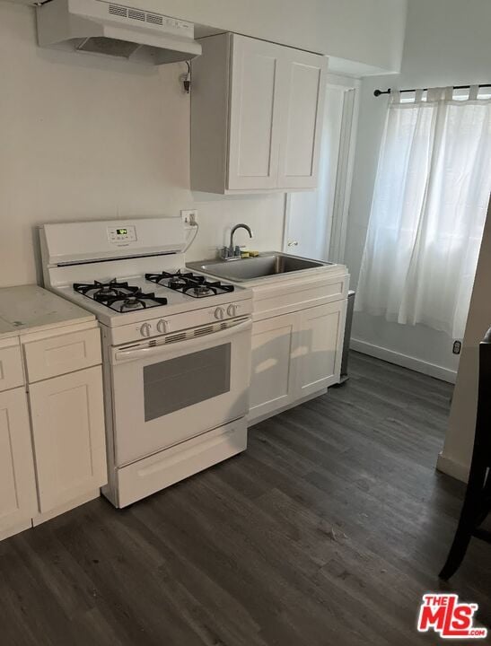 4534 Kingswell Ave in Los Angeles, CA - Building Photo - Building Photo
