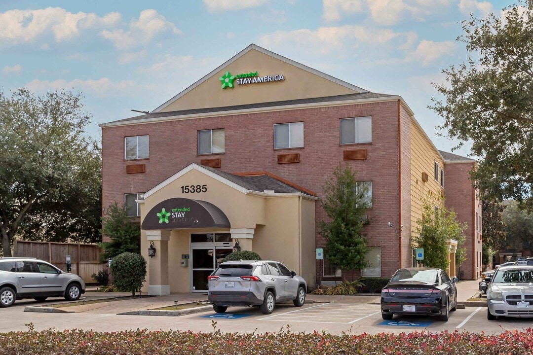 Furnished Studio-Houston - Katy Freeway - in Houston, TX - Building Photo
