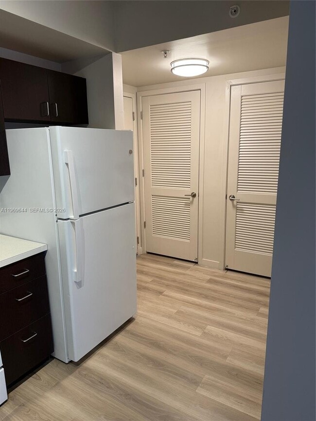 437 SW 4th Ave in Fort Lauderdale, FL - Building Photo - Building Photo