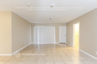 5301 Polk St in Hollywood, FL - Foto de edificio - Building Photo