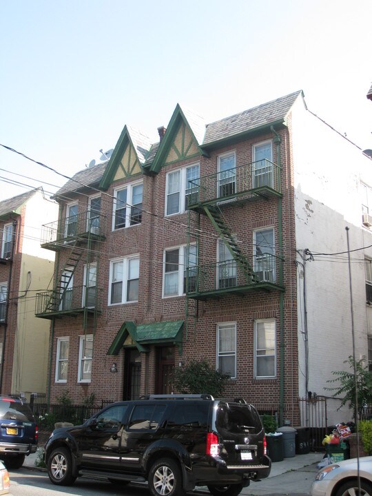 841 Bay Ridge Ave in Brooklyn, NY - Building Photo