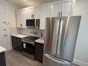 2 Sutherland Rd in Boston, MA - Building Photo - Building Photo