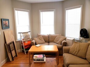 6 Speridakis Terrace in Cambridge, MA - Building Photo - Building Photo