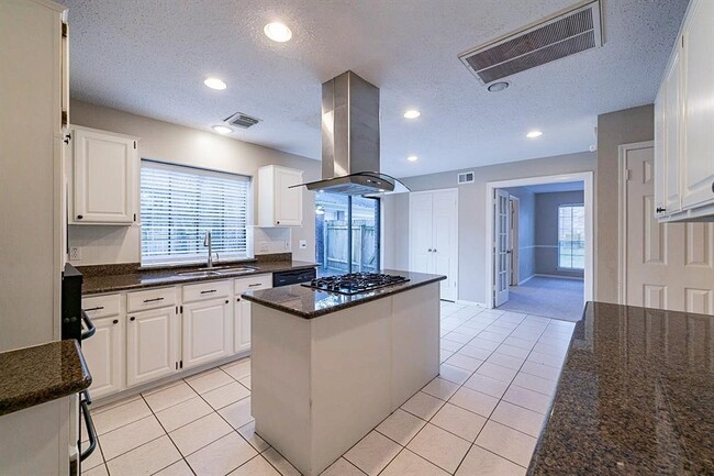 property at 75 Breezy Point Pl