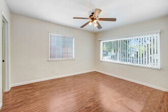 4718 N E St in San Bernardino, CA - Building Photo - Building Photo