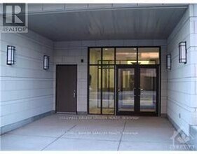 330 Loretta Ave S in Ottawa, ON - Building Photo - Building Photo