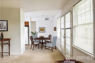 504 Lakeview Terrace in Princeton, NJ - Building Photo - Building Photo