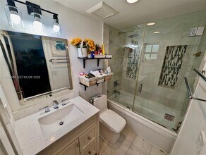 8550 SW 109th Ave in Miami, FL - Building Photo - Building Photo