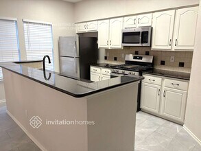 6235 Cupertino Trail in Dallas, TX - Foto de edificio - Building Photo