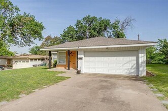 3932 W Spurgeon St in Fort Worth, TX - Building Photo - Building Photo