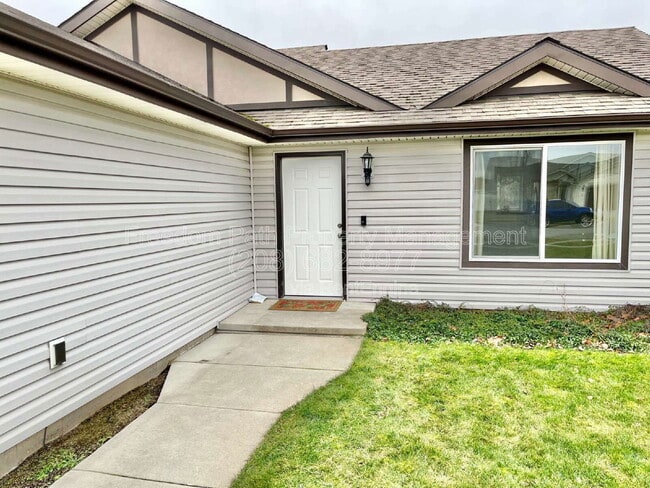 3656 W Furcula Dr in Coeur d'Alene, ID - Building Photo - Building Photo