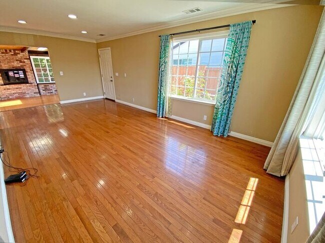 1875 Mac Duee Ct in San Jose, CA - Building Photo - Building Photo
