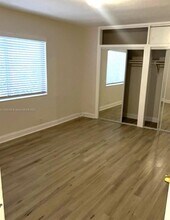 8271 Crespi Blvd in Miami Beach, FL - Building Photo - Building Photo