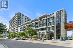 7733 Firbridge Way in Richmond, BC - Building Photo