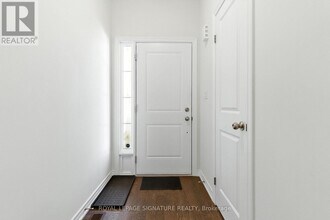 25 Beasley Grove in Hamilton, ON - Building Photo - Building Photo