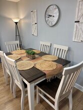 1117 Henrietta Dr in Knoxville, TN - Foto de edificio - Building Photo