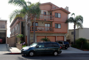 212 Lomita St Apartments