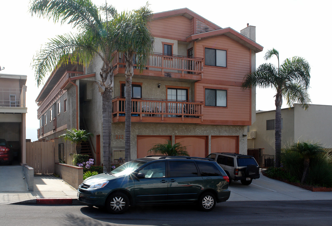 212 Lomita St in El Segundo, CA - Building Photo