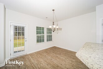 826 Redbud Ln in Summerville, SC - Building Photo - Building Photo