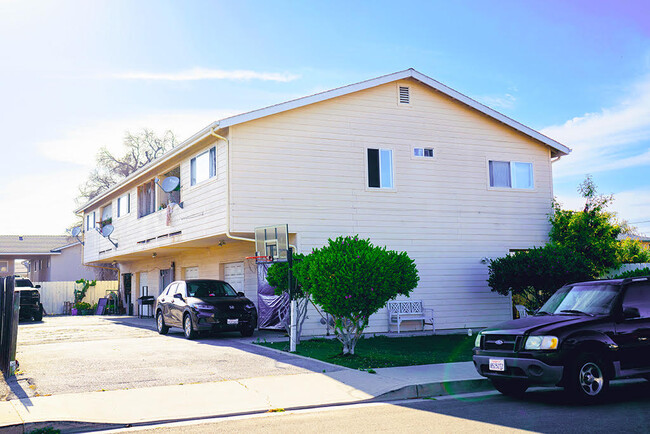 240 S 9th St in Grover Beach, CA - Building Photo - Building Photo