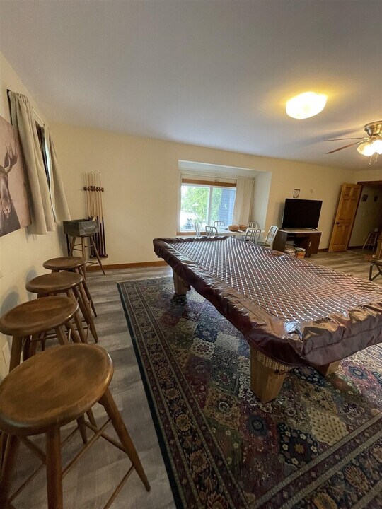 81 Bayou Rd in Naples, ME - Building Photo
