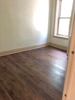 207 W Gorham St, Unit E in Madison, WI - Building Photo