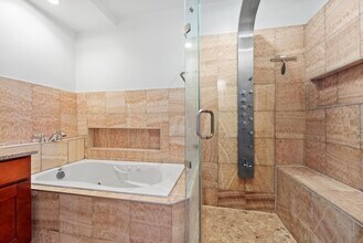 167 Beacon St, Unit 1 in Boston, MA - Building Photo - Building Photo