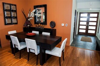 5760 Ostin Ave in Los Angeles, CA - Building Photo - Building Photo