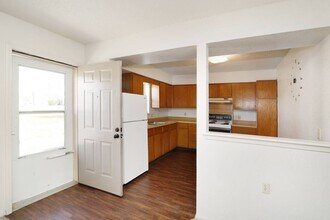 508 N 6th St in Lincoln, KS - Building Photo - Building Photo