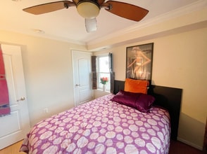 94 Webster St NE, Unit #5 in Washington, DC - Foto de edificio - Building Photo