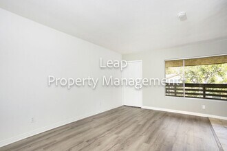 1490 W Lambert Rd in La Habra, CA - Building Photo - Building Photo