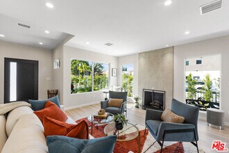 8621 Olin St in Los Angeles, CA - Building Photo - Building Photo