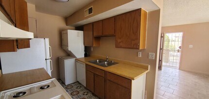 1917 Karen Sue Pl in El Paso, TX - Building Photo - Building Photo