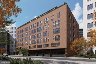 2121 Ward Pl NW in Washington, DC - Building Photo
