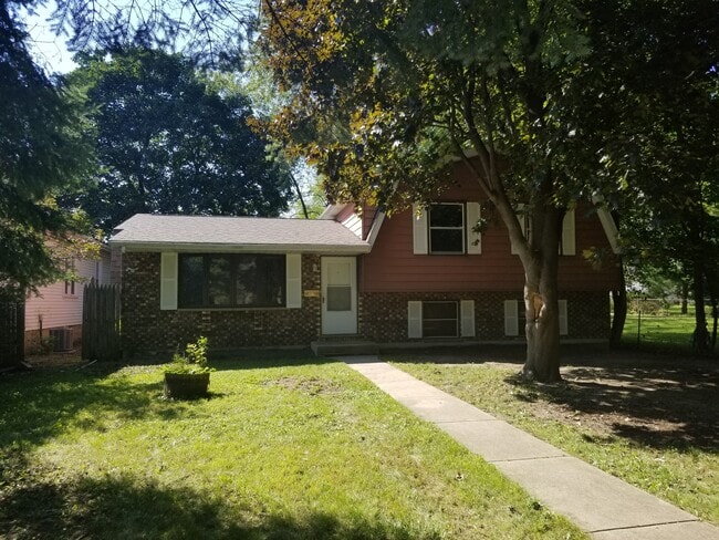 property at 2914 Bethel Blvd