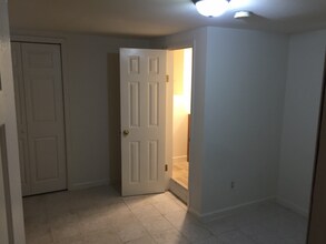 1915 Green St, Unit 1E in Philadelphia, PA - Building Photo - Building Photo