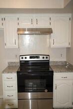 Room in House on Corona Dr in Garland, TX - Building Photo - Building Photo