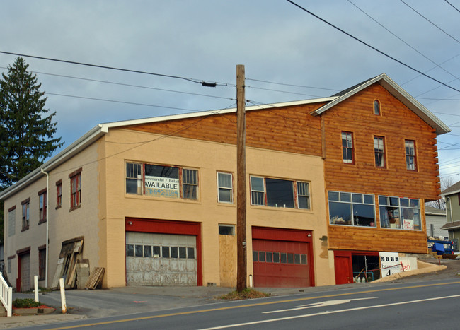 100 S Main St in Moscow, PA - Building Photo - Building Photo