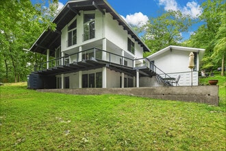 70 Birch Hill Rd in Weston, CT - Building Photo - Building Photo