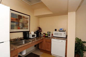 Chapel Green Apartments in Baltimore, MD - Building Photo - Interior Photo