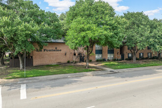 6011 E University Blvd in Dallas, TX - Building Photo - Building Photo