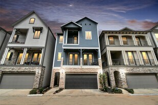 11012 Mikula Dr in Houston, TX - Building Photo