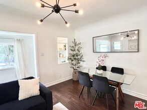 7865 Willoughby Ave in West Hollywood, CA - Building Photo - Building Photo