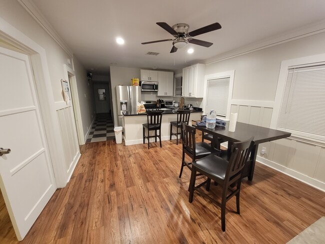 3509 Raymond Ave in Los Angeles, CA - Building Photo - Building Photo