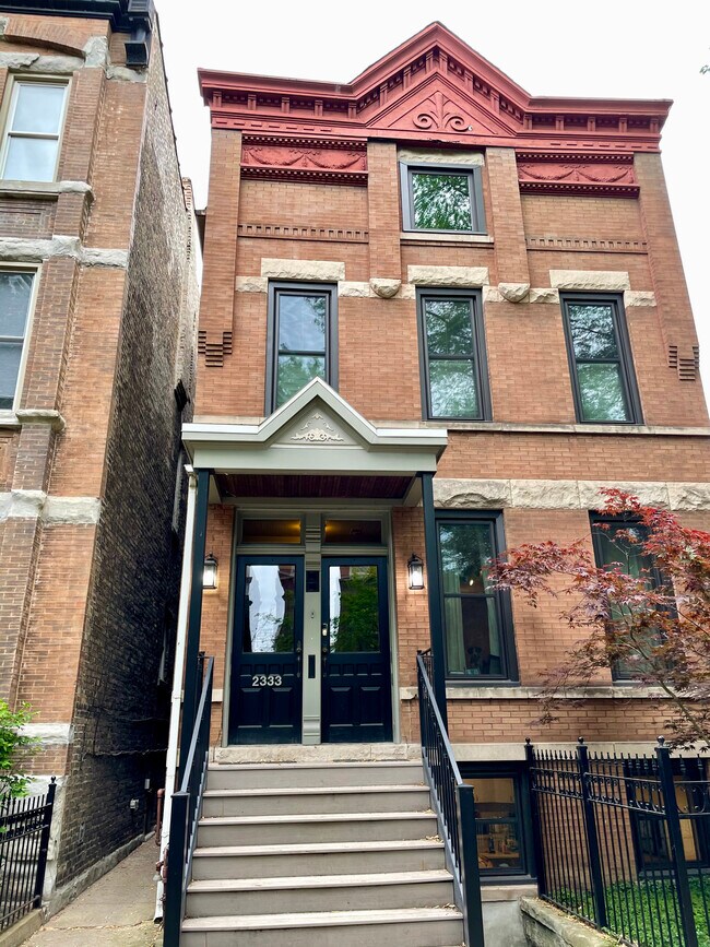 2333 N Janssen Ave, Unit Garden