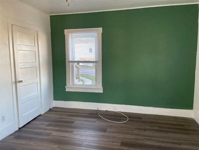 765 S Main St in St. Clair, MO - Building Photo - Building Photo